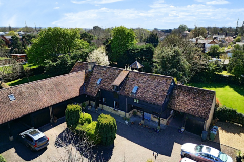 Church Street, Clifton, Shefford, SG17 4 bed detached house for sale