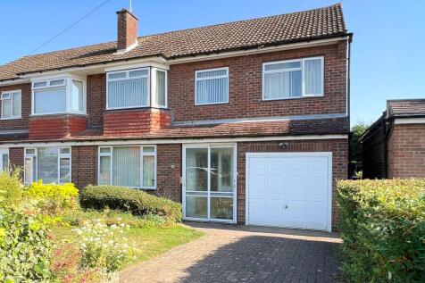 4 bedroom semi-detached house for sale