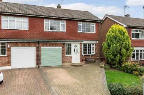 4 bedroom semi-detached house for sale
