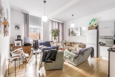 1A Hollowstone, Nottingham... 2 bed apartment for sale