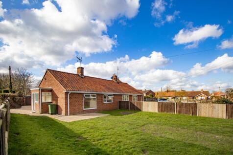 2 bedroom semi-detached bungalow for sale