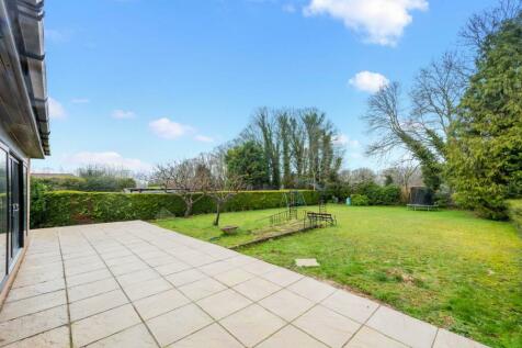 5 bedroom detached bungalow for sale