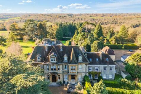 Shabden Park,  Chipstead 6 bed detached house for sale