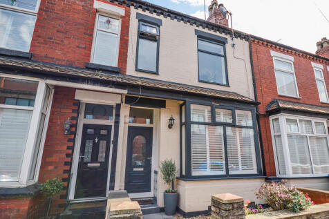 3 bedroom terraced house for sale