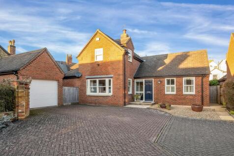 Alwyne Close, Oakham 3 bed detached house for sale