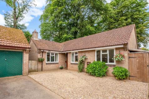 Springfield Way, Oakham 4 bed bungalow for sale