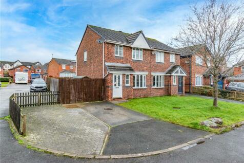 Balmoral Close, Cumbria CA11 3 bed semi