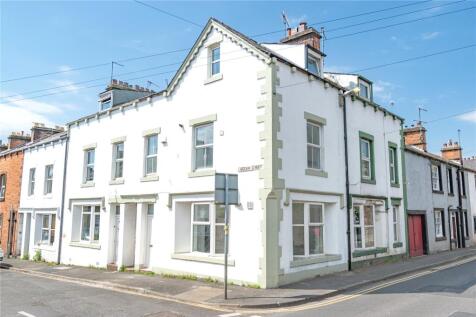 William Street, Cumbria CA11 2 bed end of terrace house for sale