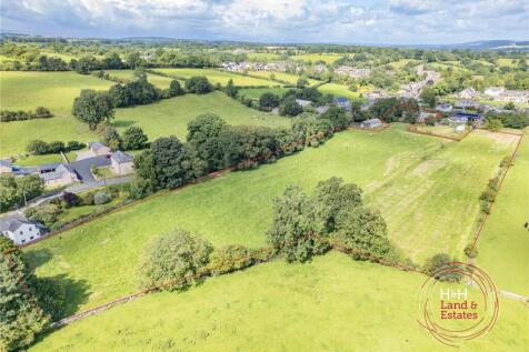 2 bedroom detached house for sale