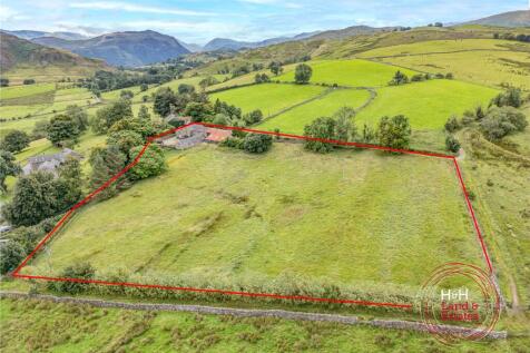 6 bedroom link detached house for sale