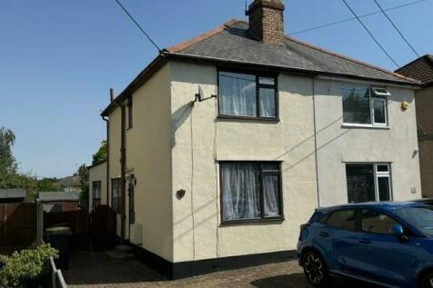 2 bedroom semi-detached house for sale