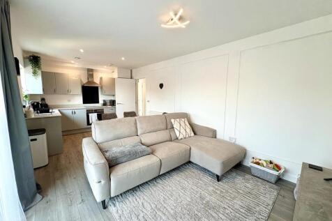 The Courtyard, Rayleigh 2 bed apartment for sale