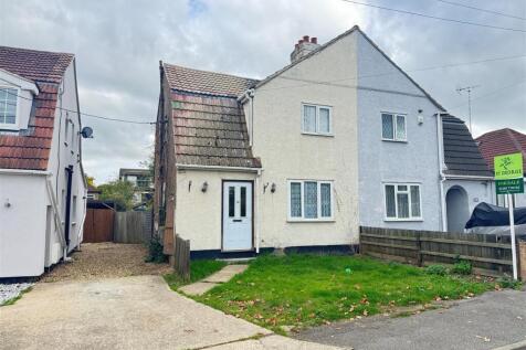2 bedroom semi-detached house for sale