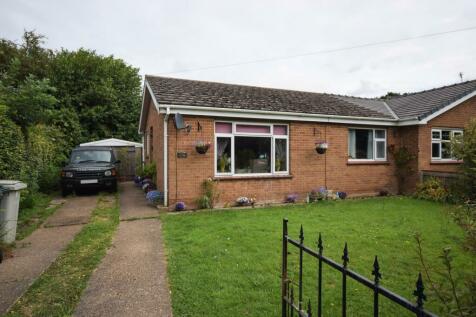 2 bedroom semi-detached bungalow for sale