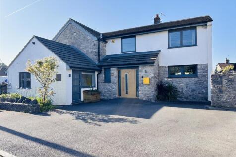 5 bedroom house for sale