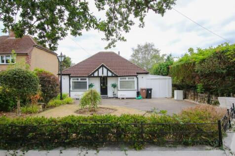 Plough Lane, Wokingham, RG40 3 bed detached bungalow for sale