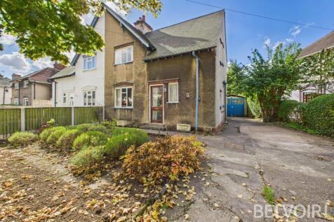 Westhead Avenue, Stafford, ST16 3 bed semi