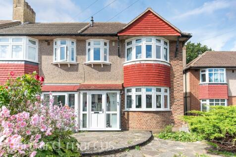 3 bedroom end of terrace house for sale