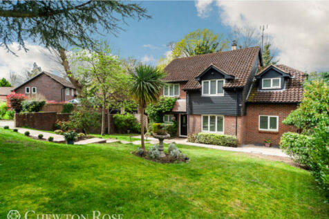 Geffers Ride, Ascot 5 bed detached house for sale