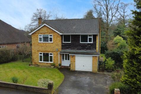 Burgoyne Road, CAMBERLEY GU15 4 bed detached house for sale