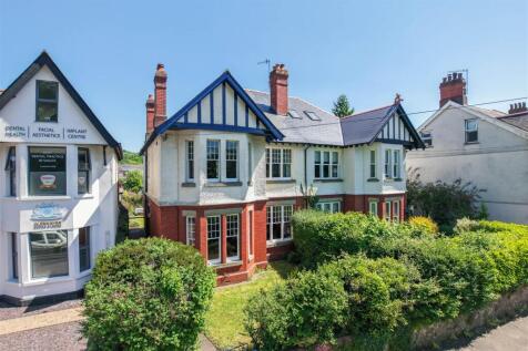 Cardiff Road, Taffs Well, Cardiff 5 bed semi