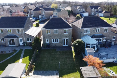 Helted Way, Almondbury, Huddersfield... 4 bed detached house for sale