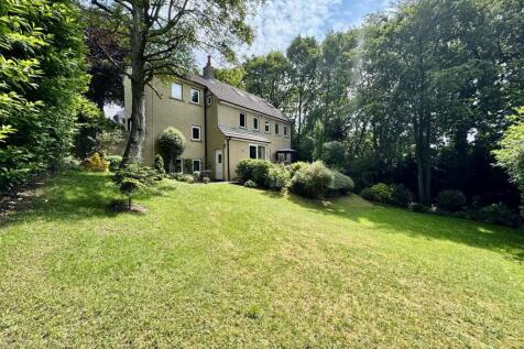 Common End Lane, Fenay Bridge, HD8 0AF 5 bed detached house for sale