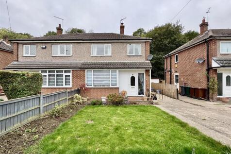 Westbrook Drive, Waterloo... 3 bed semi