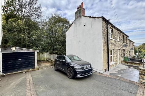 Almondbury Bank, Almondbury... 2 bed end of terrace house for sale