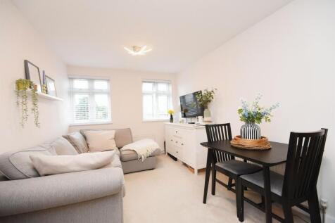 1 bedroom flat for sale