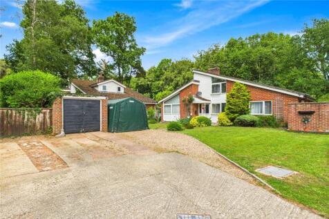Conifer Close, Baughurst, Tadley... 5 bed detached house for sale