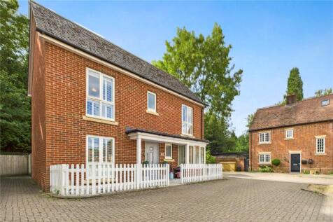 Maida's Way, Aldermaston, Reading... 3 bed detached house for sale