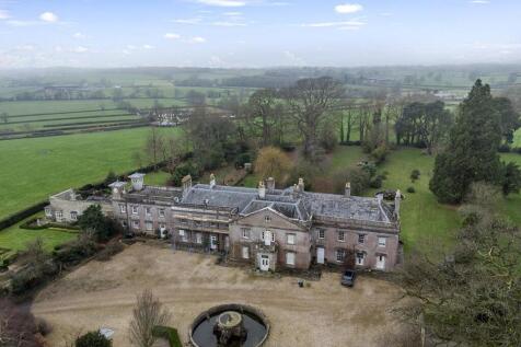 Holnest 3 bed flat for sale