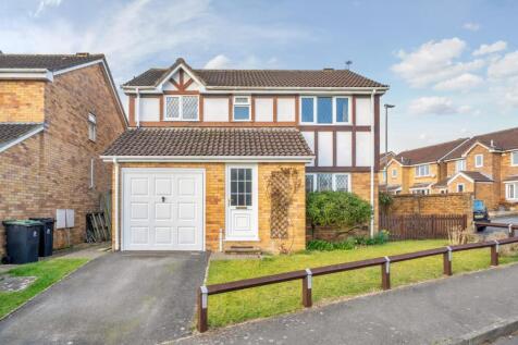 Abbots Way, Sherborne 4 bed detached house for sale