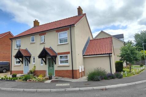 2 bedroom semi-detached house for sale