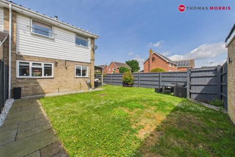 Bottels Road, Huntingdon PE28 3 bed semi