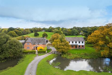4 bedroom farm house for sale