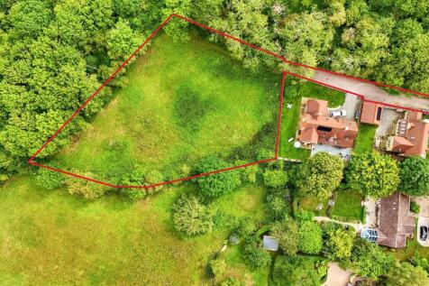 Hall Lane, Leamington Spa CV33 4 bed property with land for sale