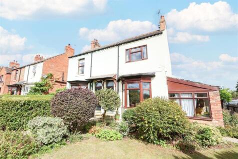 2 bedroom semi-detached house for sale