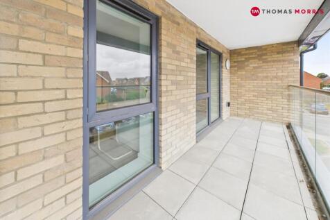 Cardamom Street, Bedfordshire SG18 2 bed apartment for sale