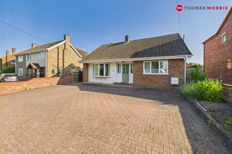 Bedford Road, Bedford MK44 4 bed detached house for sale