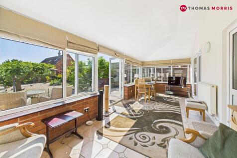 Bedford Road, Bedford MK44 4 bed detached house for sale