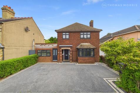 Banks Road, Bedfordshire SG18 4 bed detached house for sale