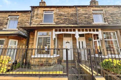 St. Peg Lane, West Yorkshire BD19 2 bed terraced house for sale