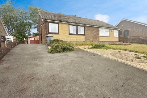 Penn Grove, West Yorkshire WF15 2 bed bungalow for sale