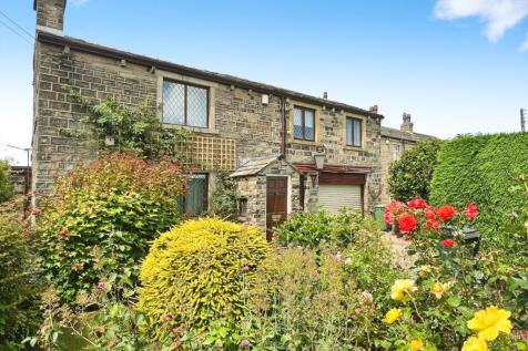 Peep Green Road, West Yorkshire WF15 5 bed detached house for sale