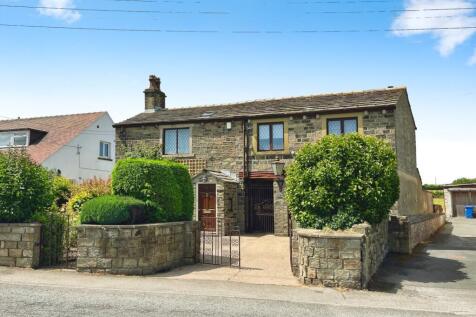 Peep Green Road, West Yorkshire WF15 5 bed detached house for sale