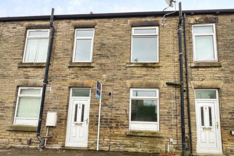 Halifax Road, West Yorkshire WF15 2 bed terraced house for sale