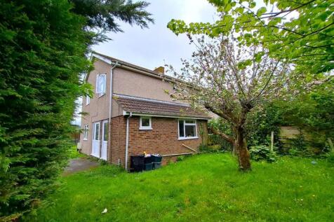 Two bedroom family home, ideally... 2 bed semi