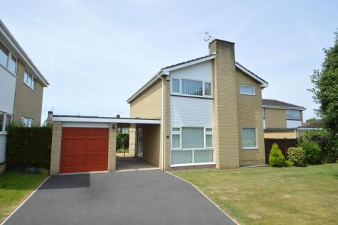 Detached family home in peaceful... 4 bed detached house for sale